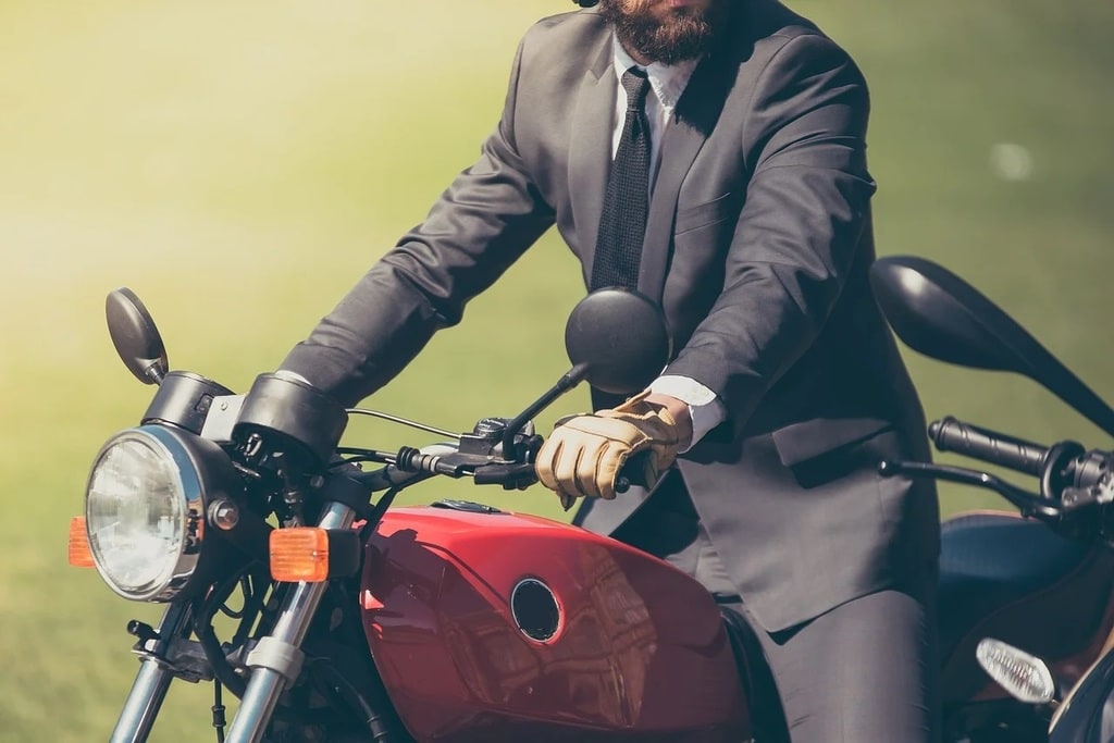 Comment bien choisir sa moto neuve en concession ?